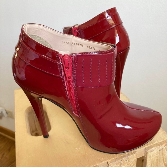 Andrea Red Patent Leather Ankle Booties Buckle Stilettos Heels Boots Shoes - Picture 3 of 15